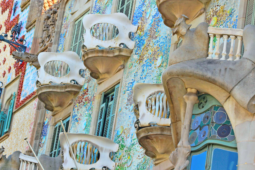 Balkony na fasadzie Casa Batlló