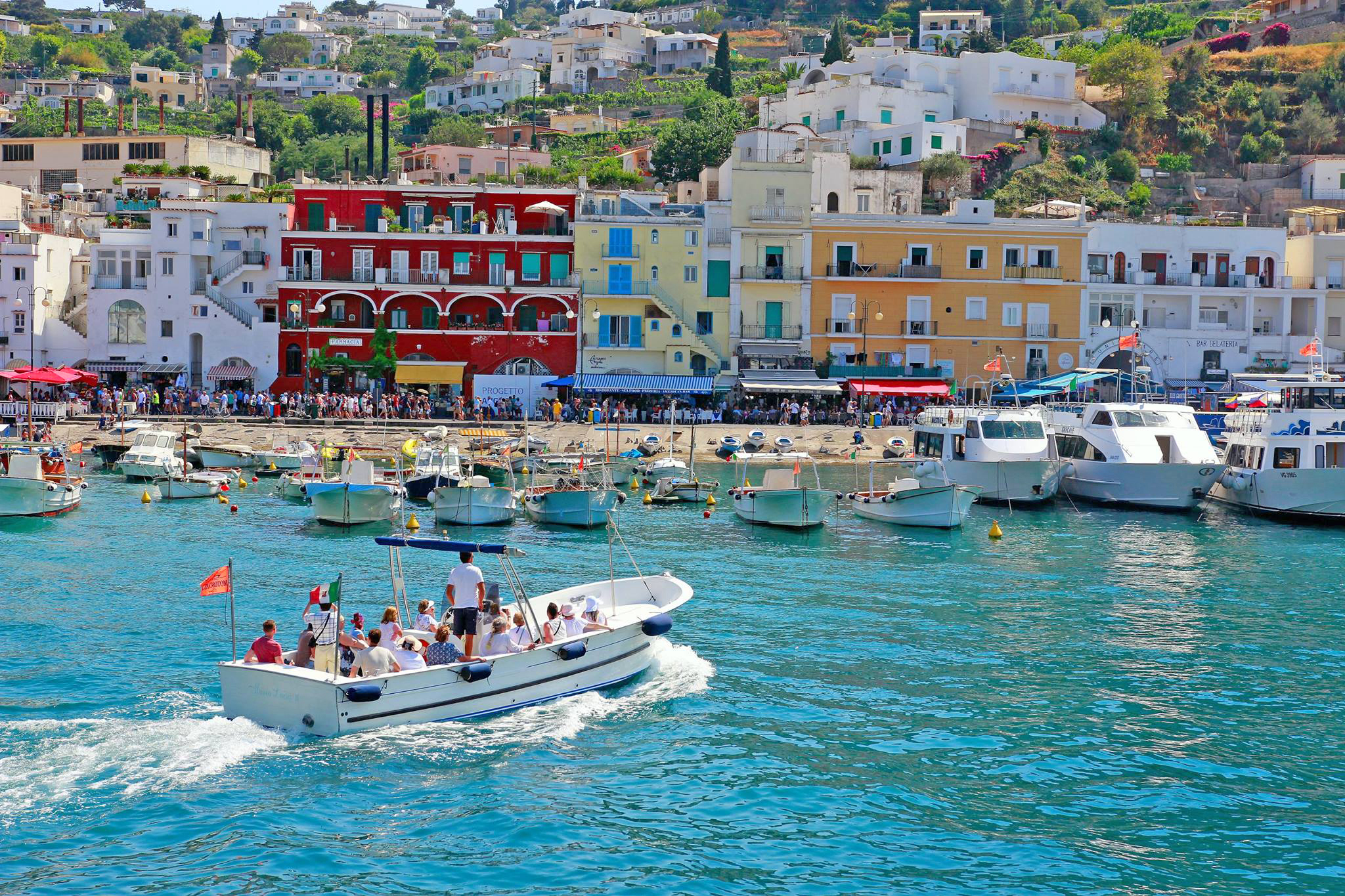 Port na wyspie Capri we Włoszech